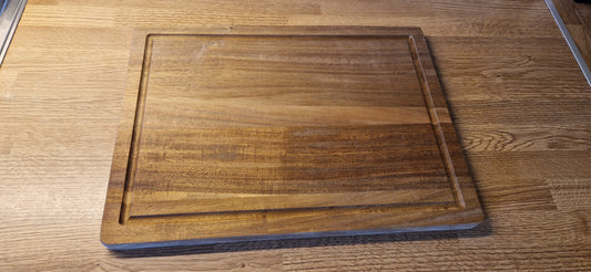 Skärbräda i Acacia - 40 x 30 cm