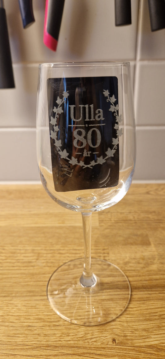 Personligt graverat vinglas 32 cl